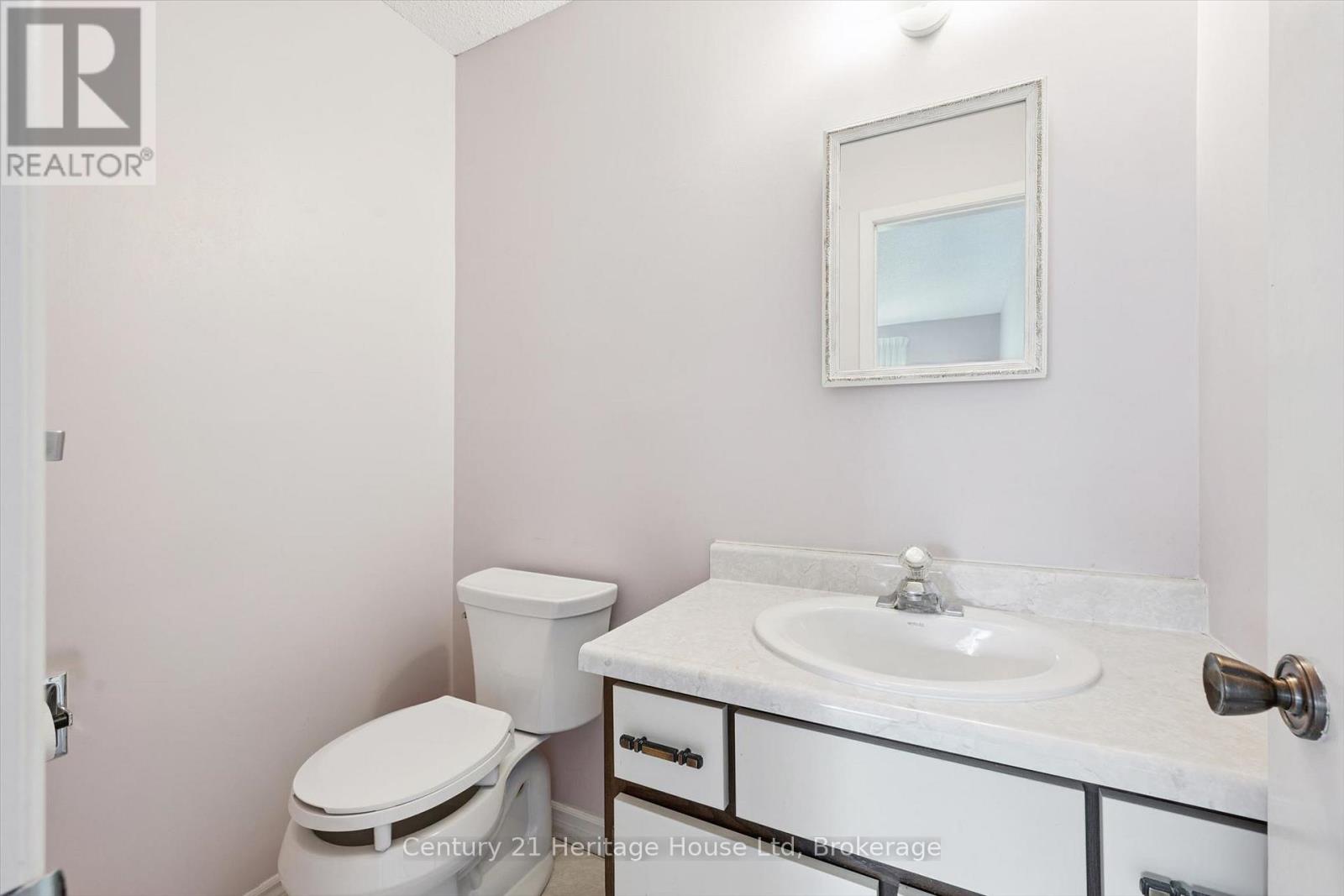 173 JANEFIELD AVENUE - 31