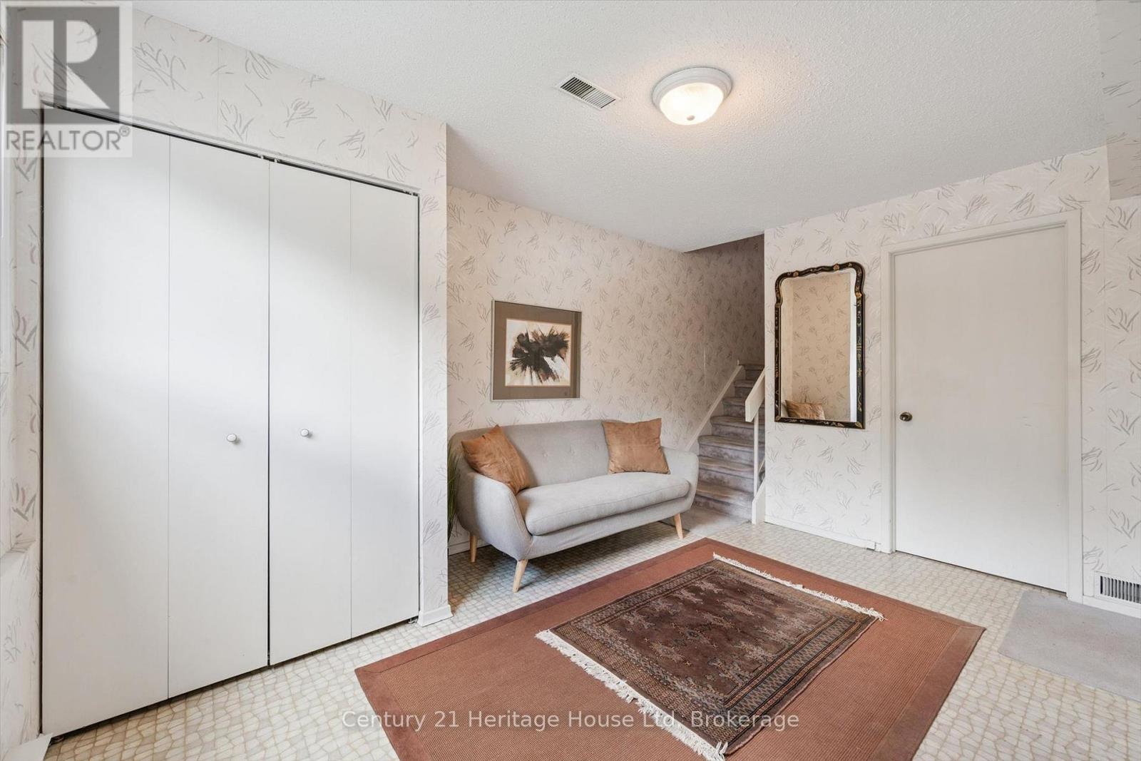 173 JANEFIELD AVENUE - 9