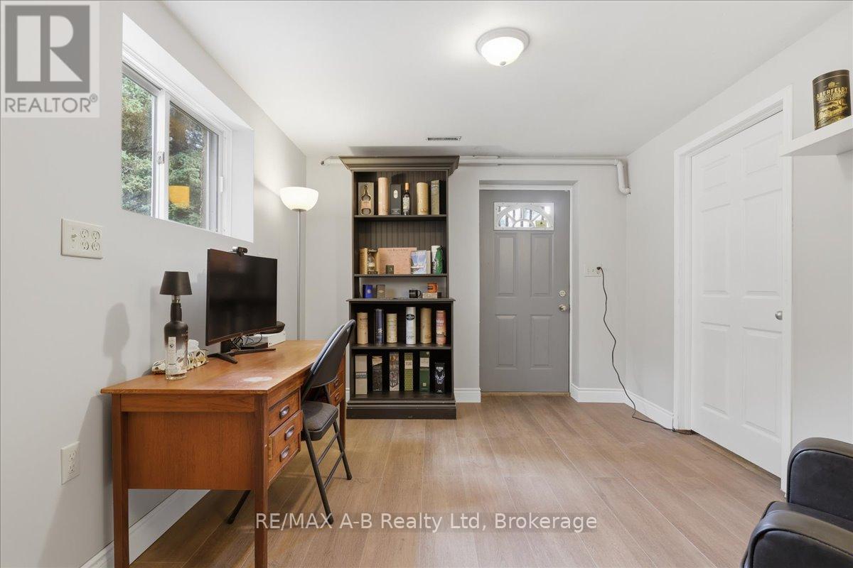 5148 103 (WILMOT EASTHOPE) ROAD - 38