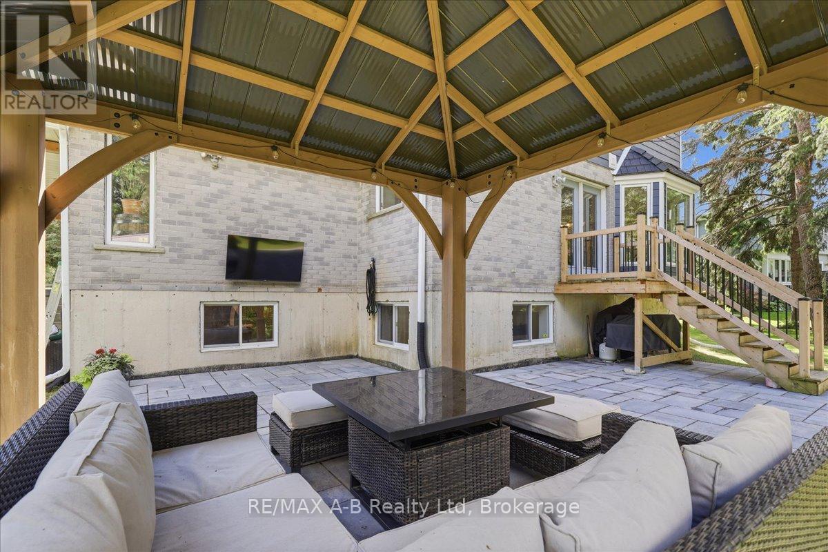 5148 103 (WILMOT EASTHOPE) ROAD - 44