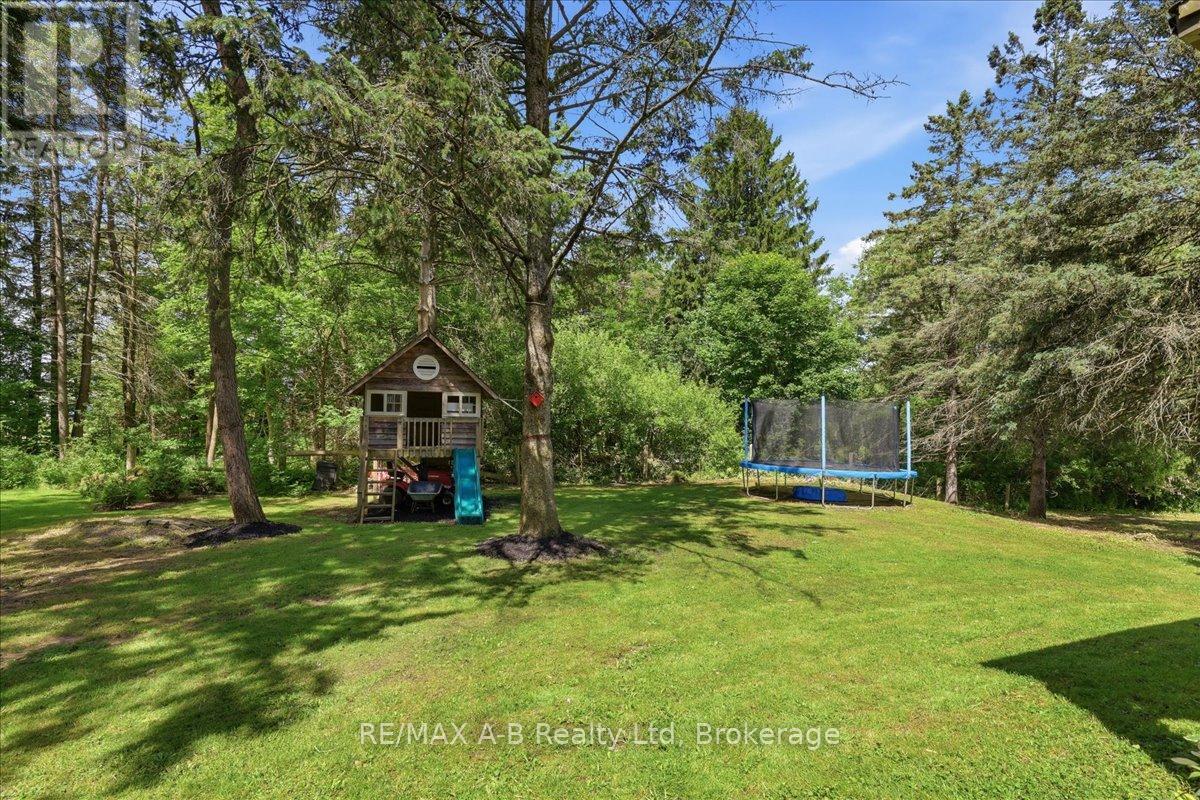 5148 103 (WILMOT EASTHOPE) ROAD - 46