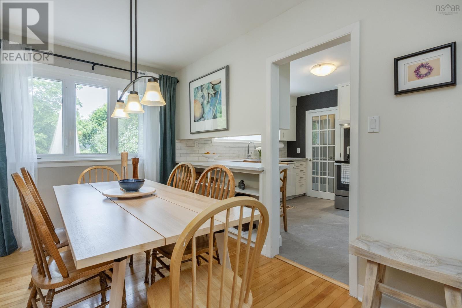 2261 North Avenue - 6