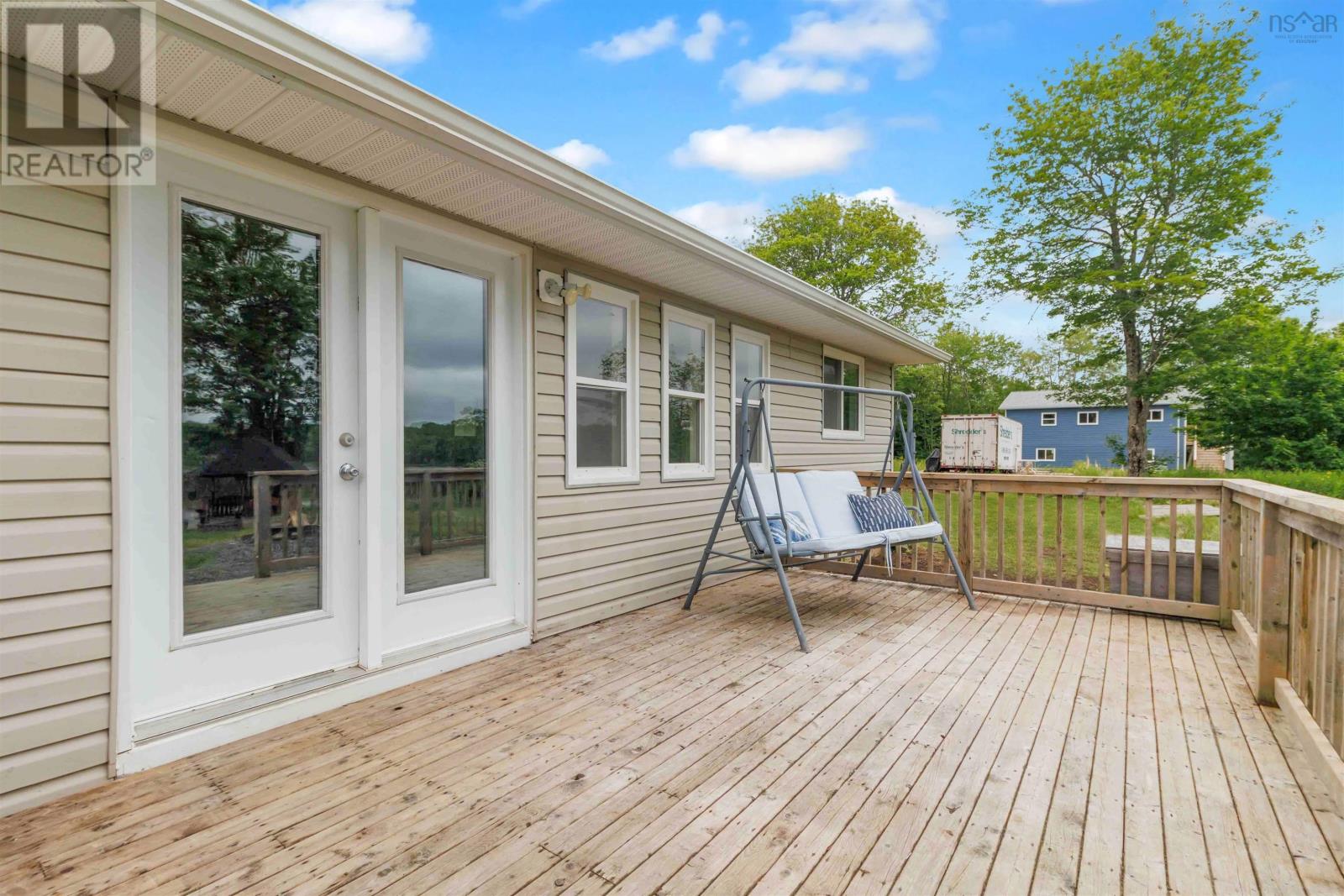 110 Long Lake Road - 37