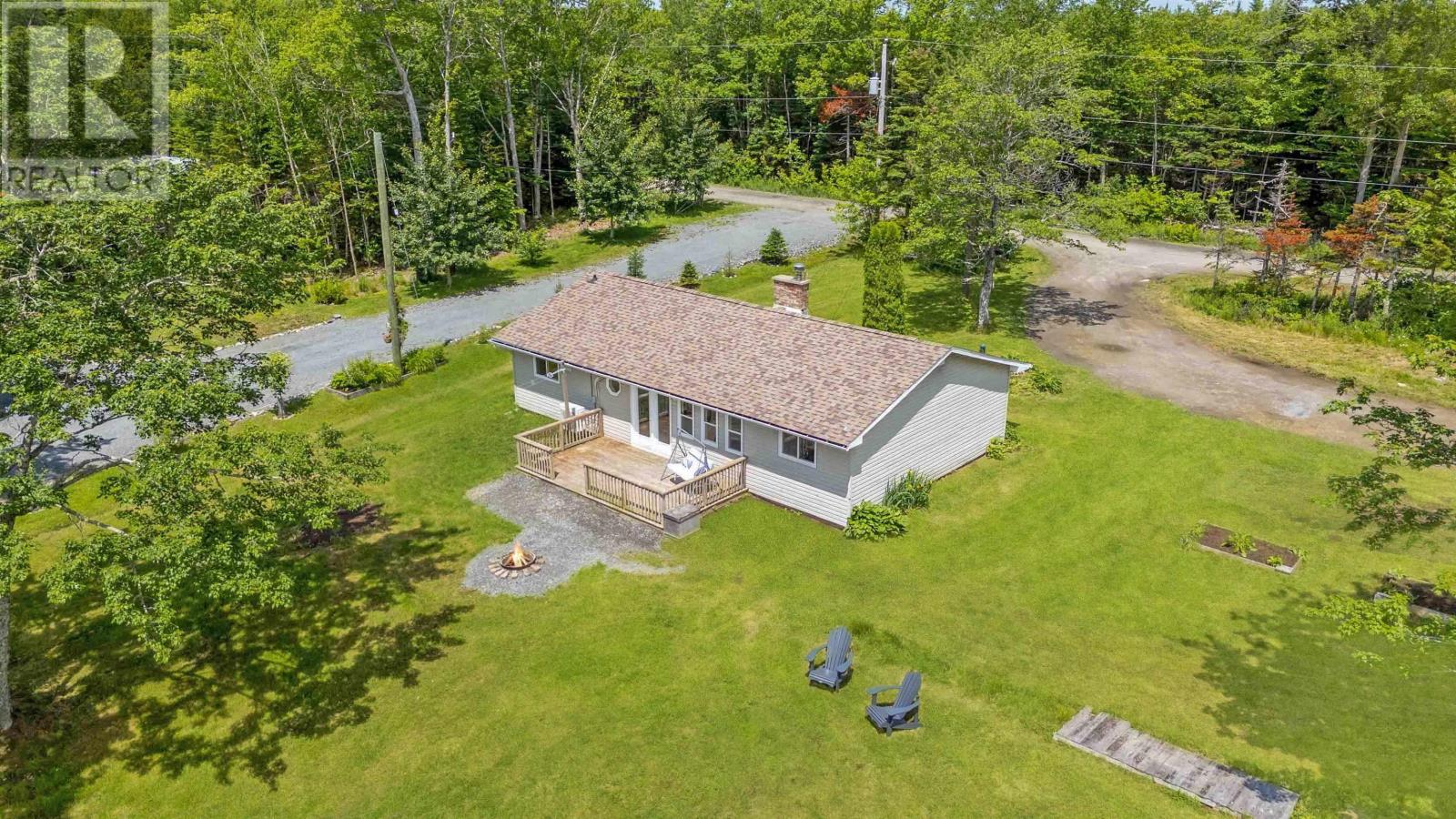 110 Long Lake Road - 5