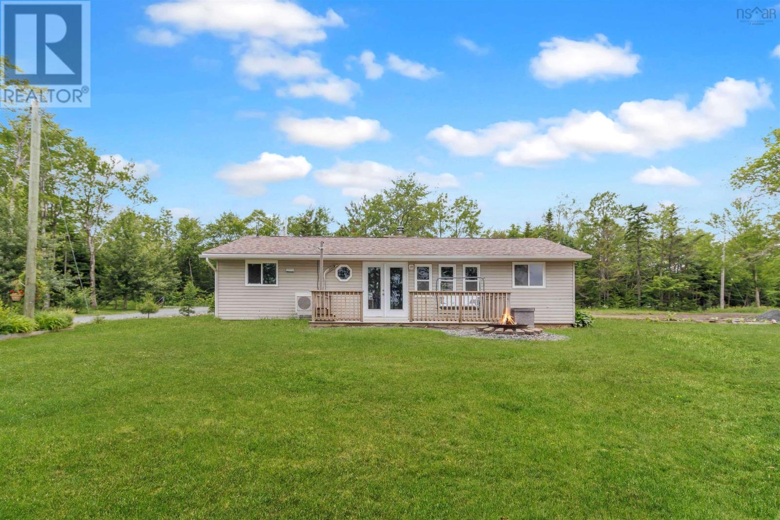 110 Long Lake Road - 34