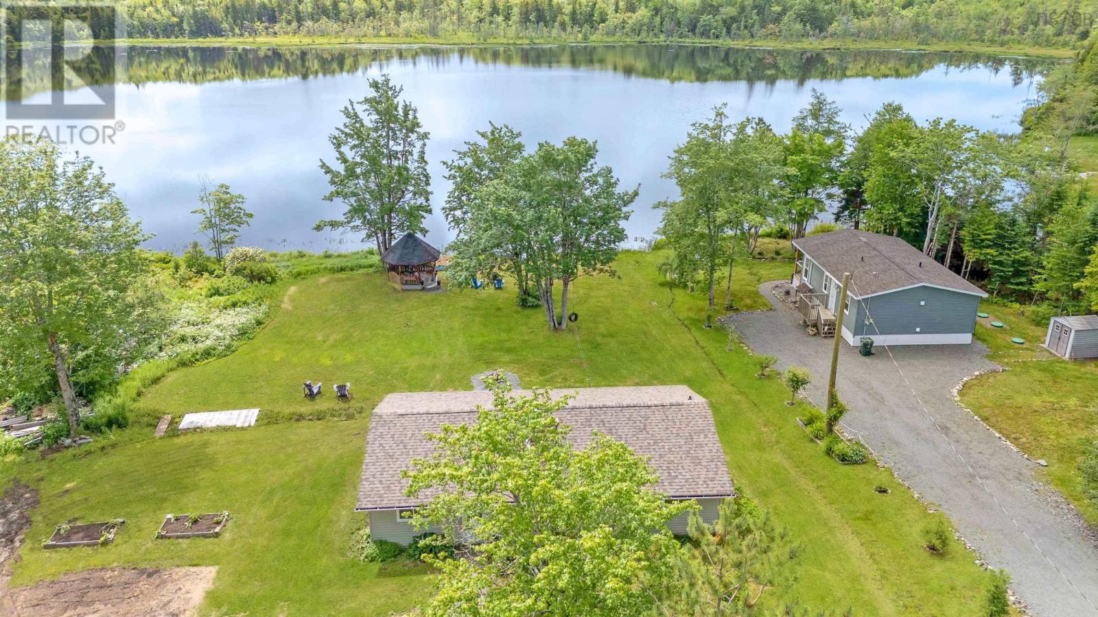 110 Long Lake Road - 4