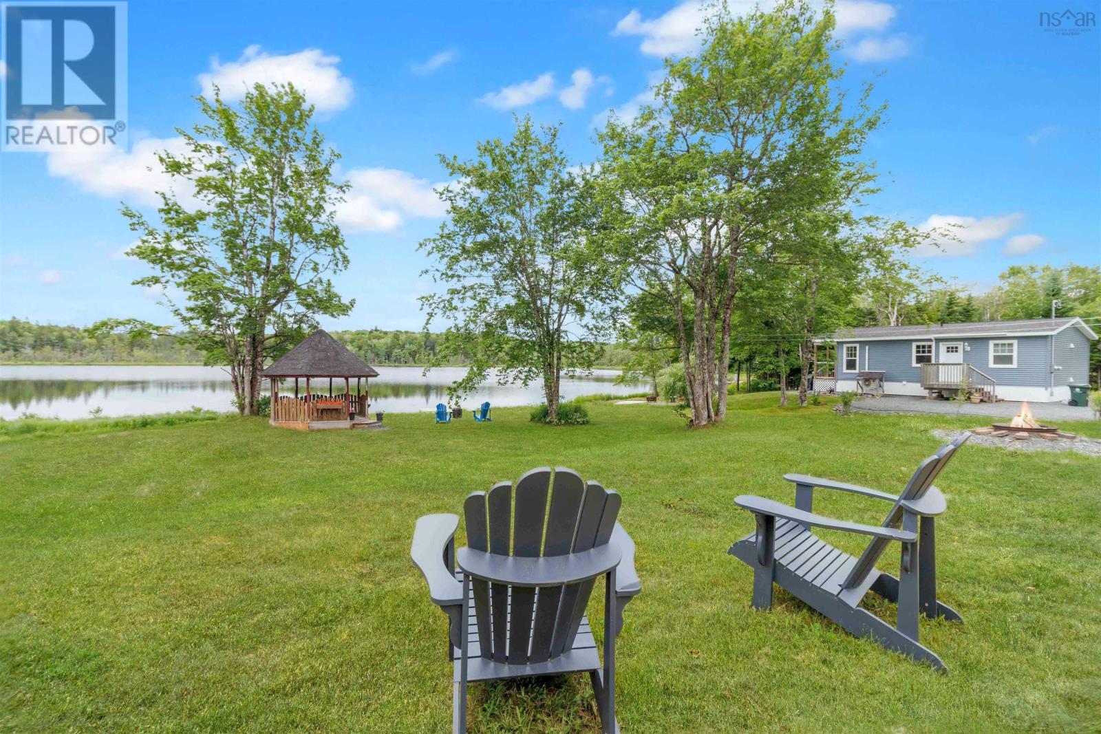 110 Long Lake Road - 35