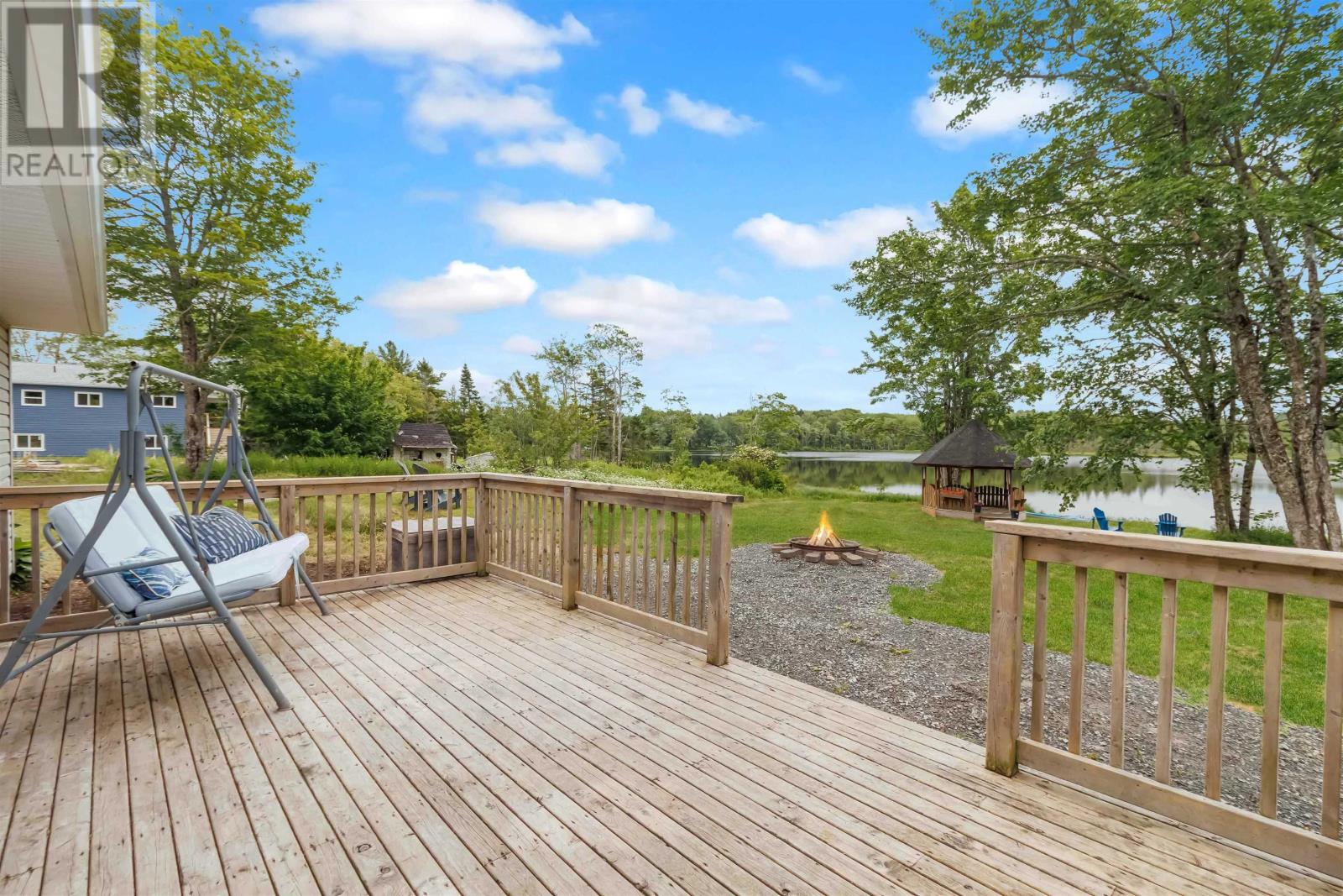 110 Long Lake Road - 36