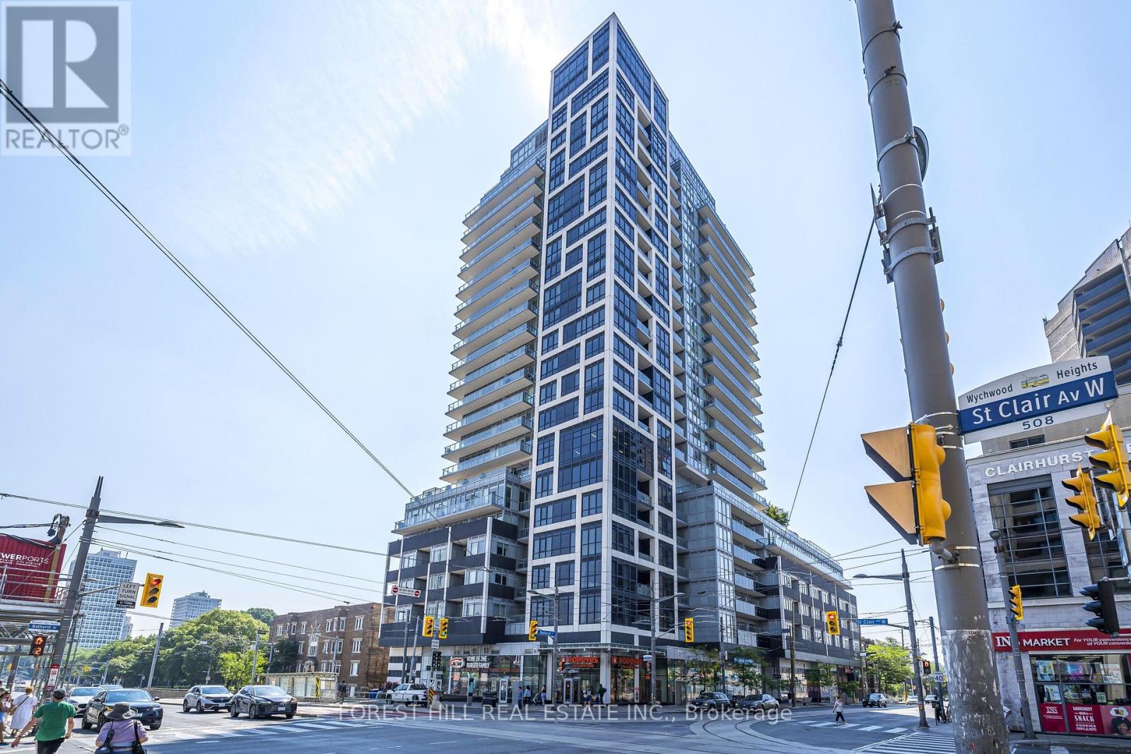 #202 501 ST CLAIR AVENUE W - 30