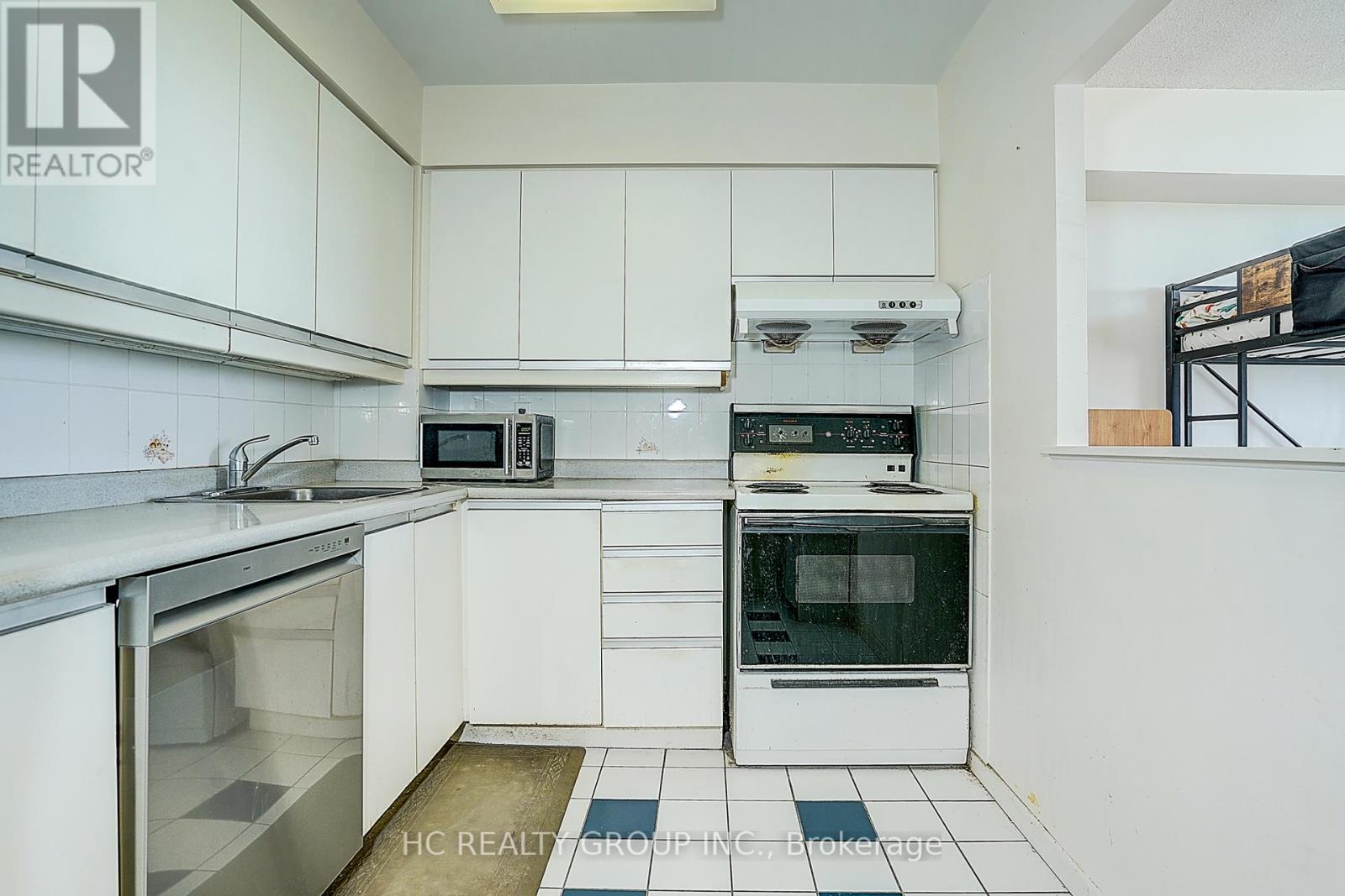 #1602 21 OVERLEA BOULEVARD - 18