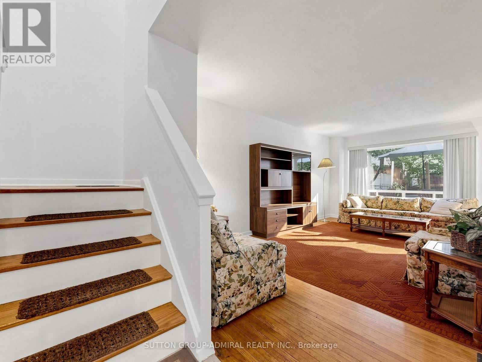 126 CHELMSFORD AVENUE - 10