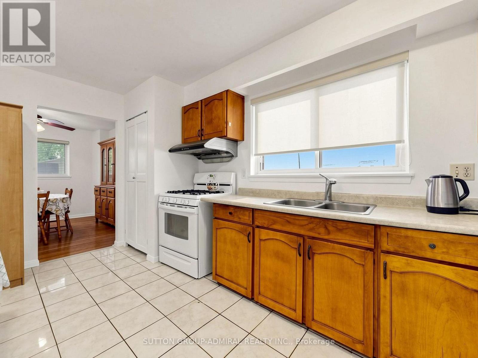 126 CHELMSFORD AVENUE - 9