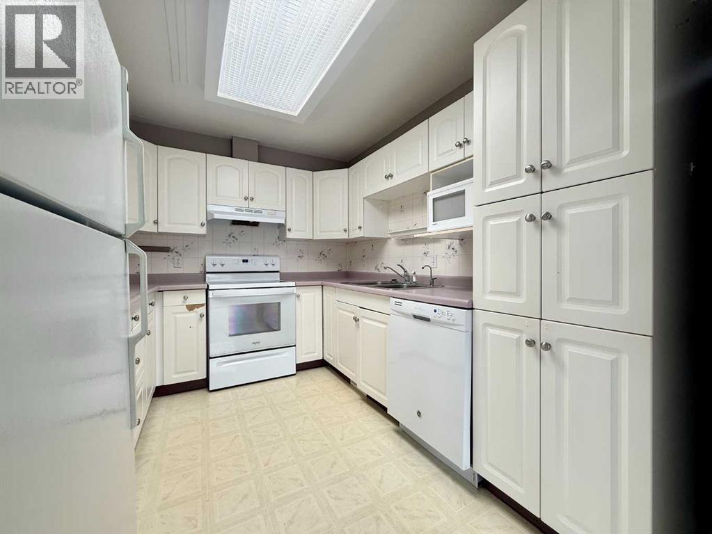 528 16 Street - 9