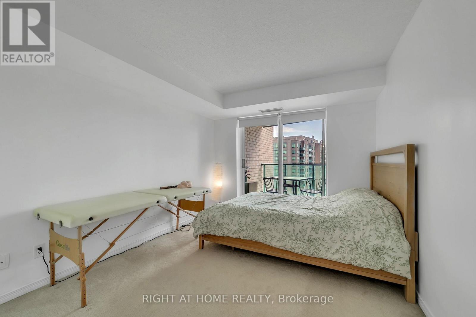 #1202 11 ONEIDA CRESCENT - 20