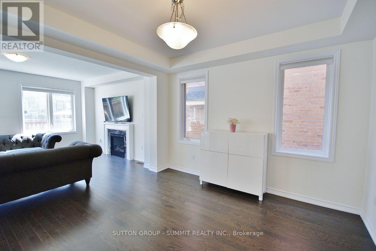 174 STEVENSON CRESCENT - 10