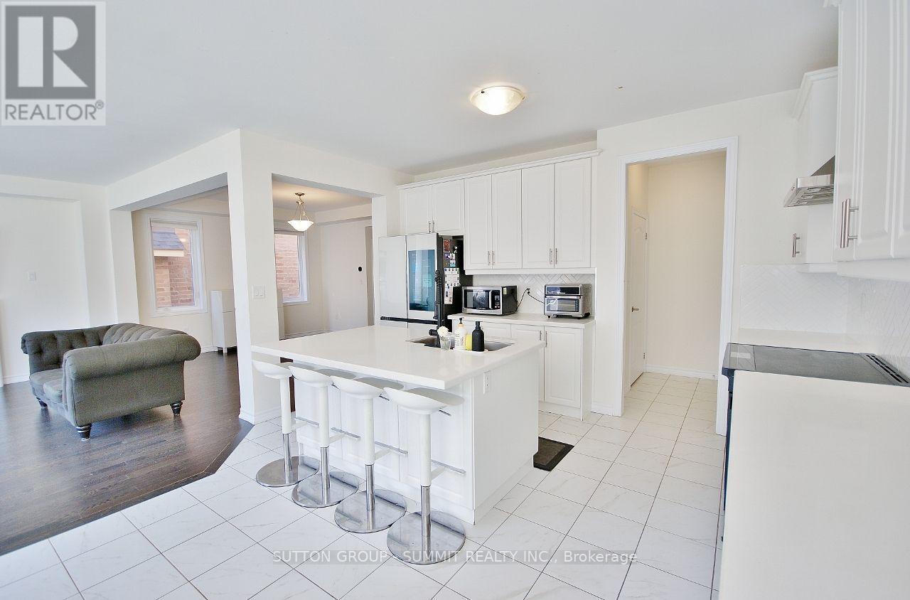 174 STEVENSON CRESCENT - 18