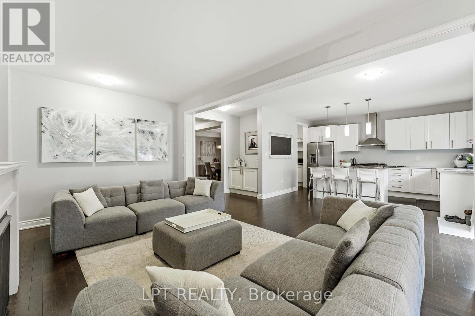 20 MANOR FOREST ROAD - 20