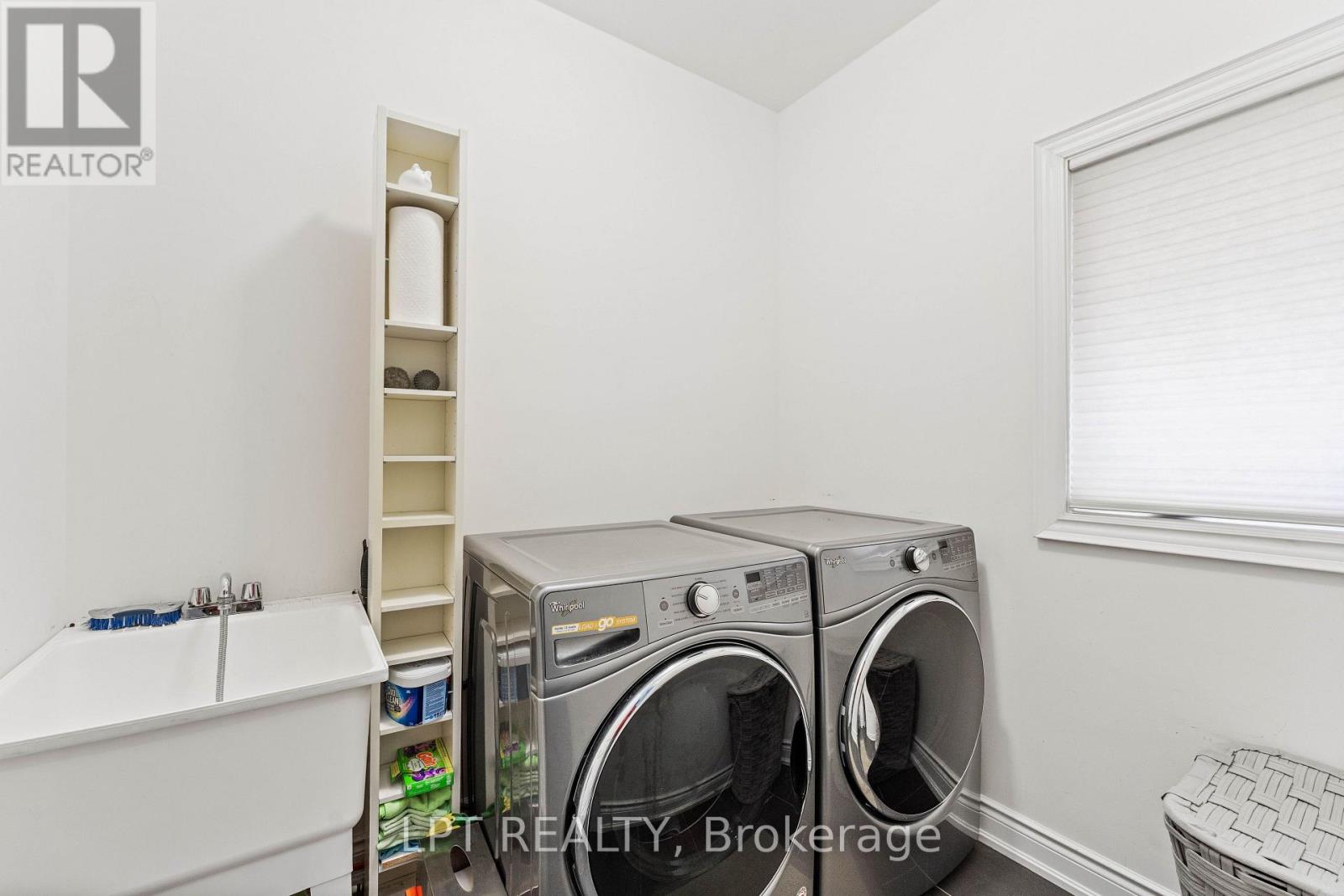 20 MANOR FOREST ROAD - 22