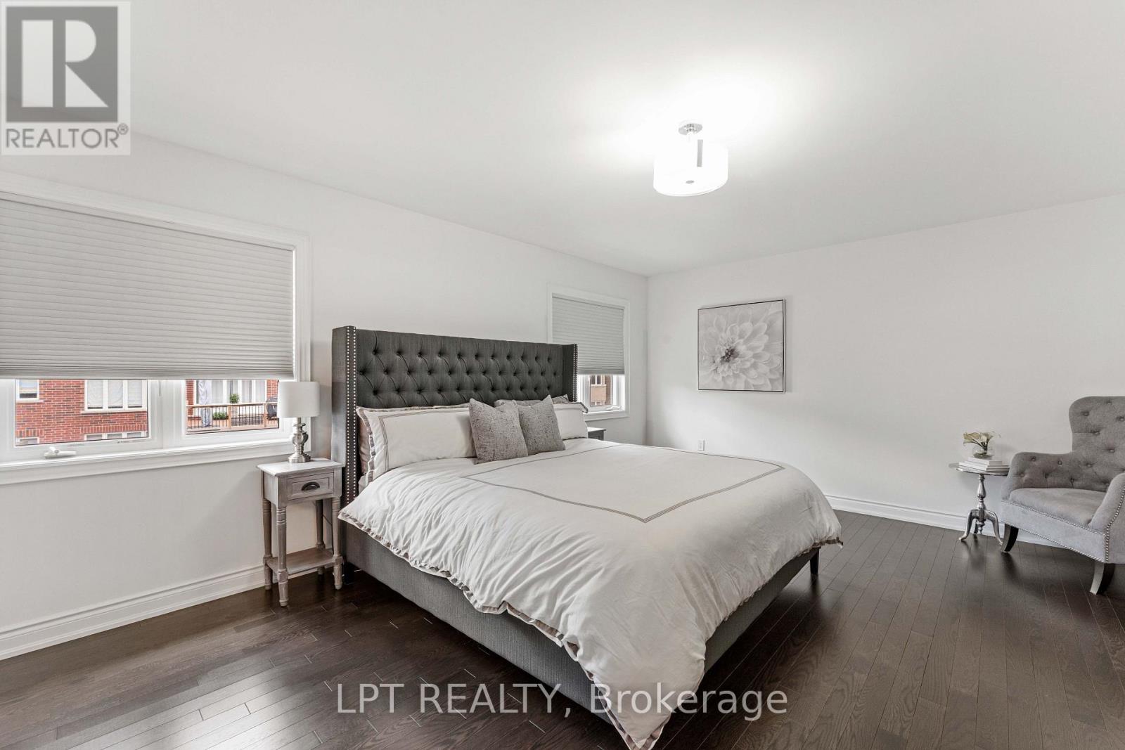 20 MANOR FOREST ROAD - 24