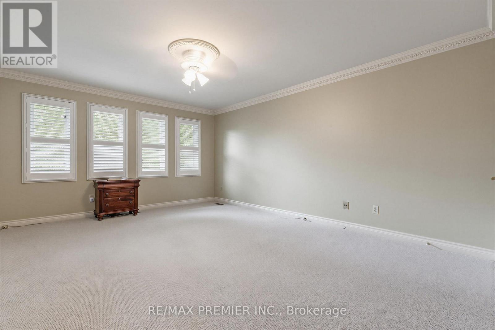 28 BRIDGEND COURT S - Image 32