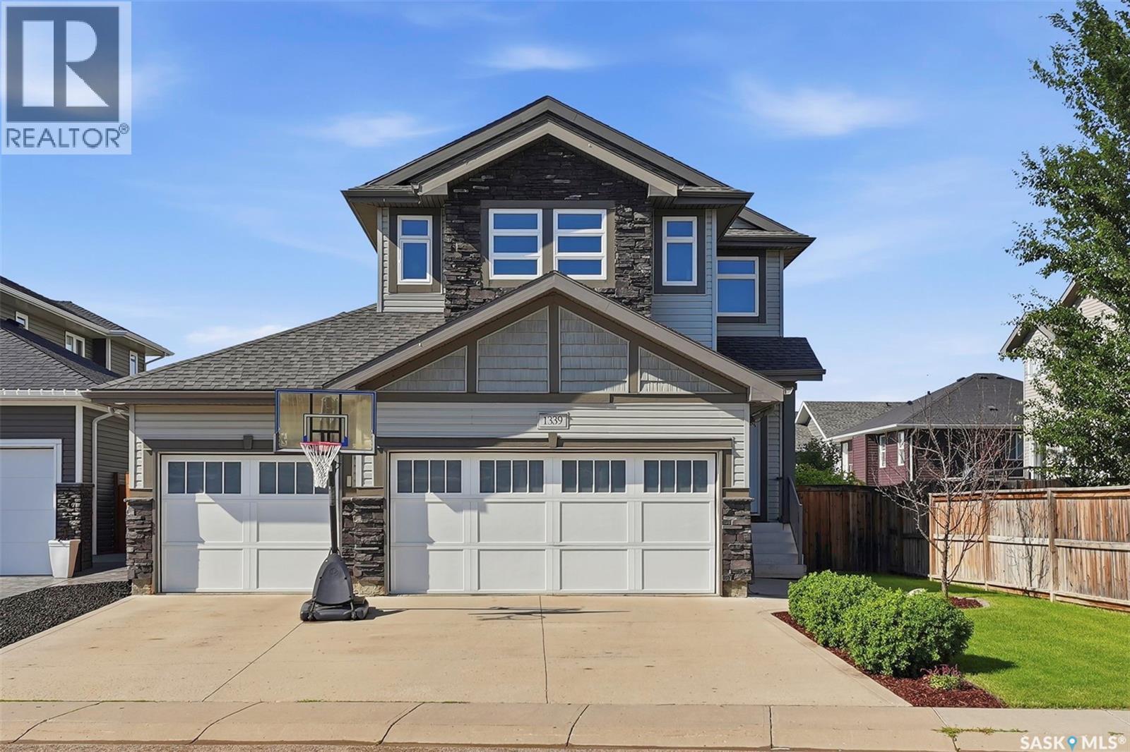 1339 Pringle MANOR - 1
