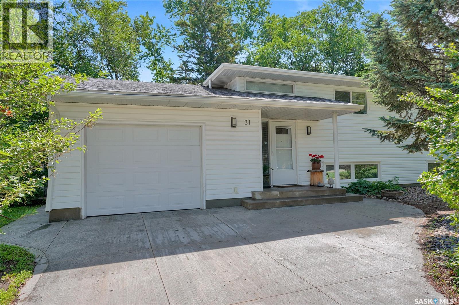 31 Massey ROAD - 1