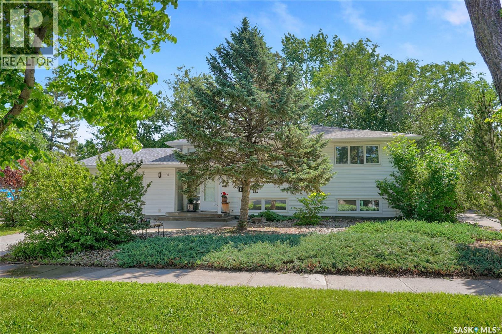 31 Massey ROAD - 3
