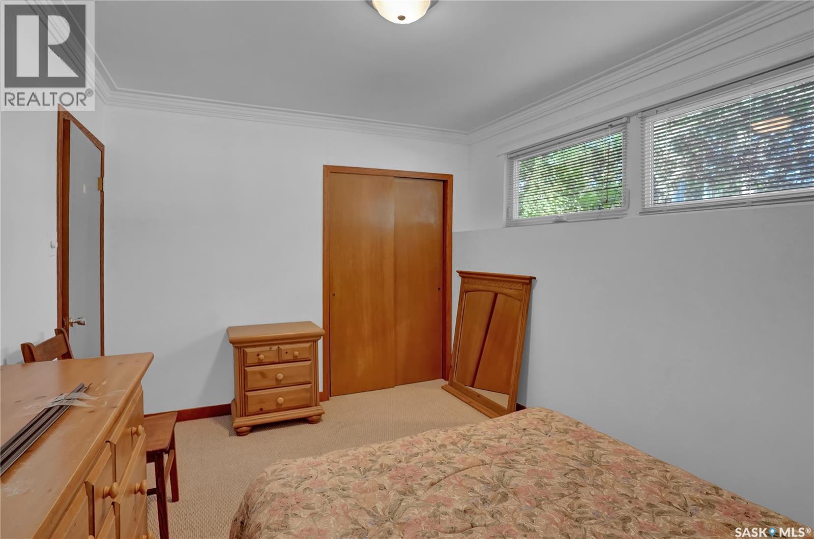 31 Massey ROAD - 32