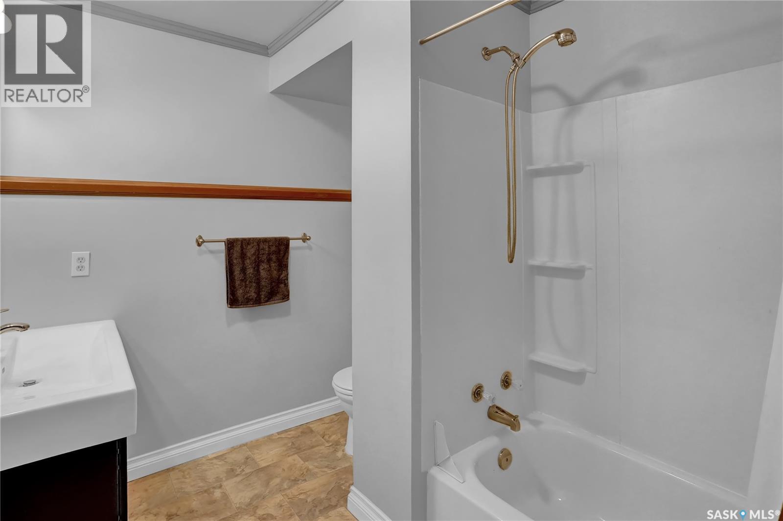 31 Massey ROAD - 34