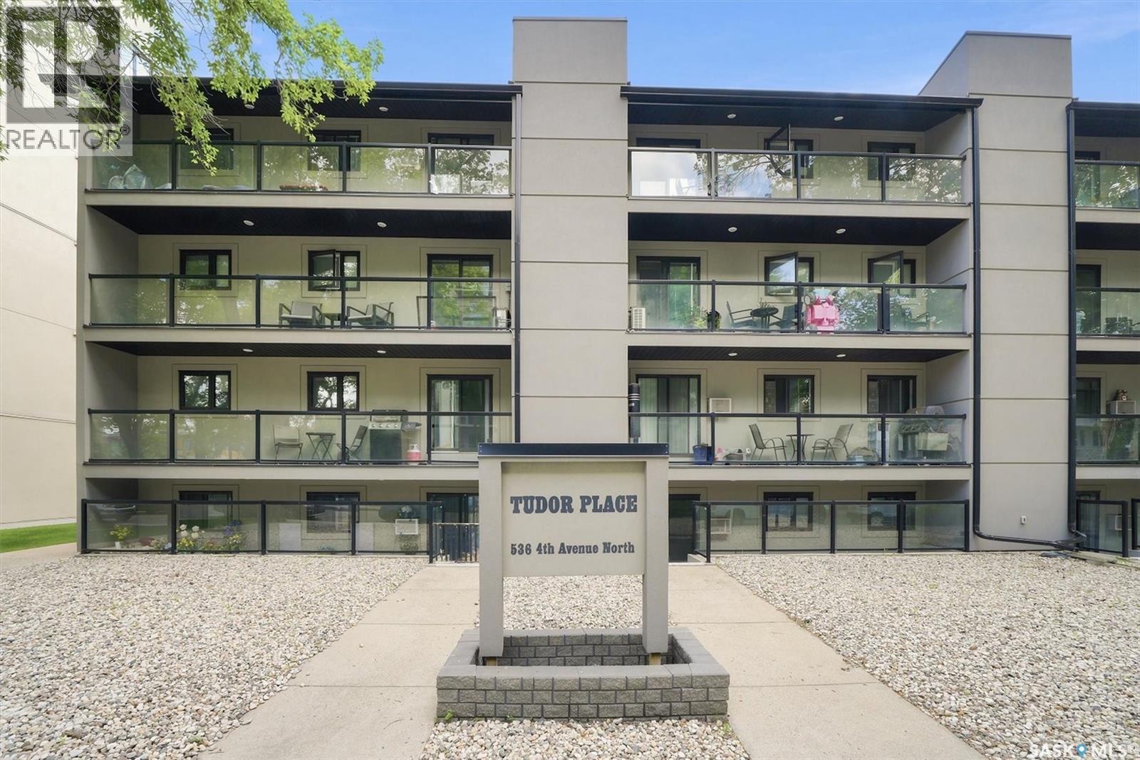 #206 536 4th AVENUE N - 1