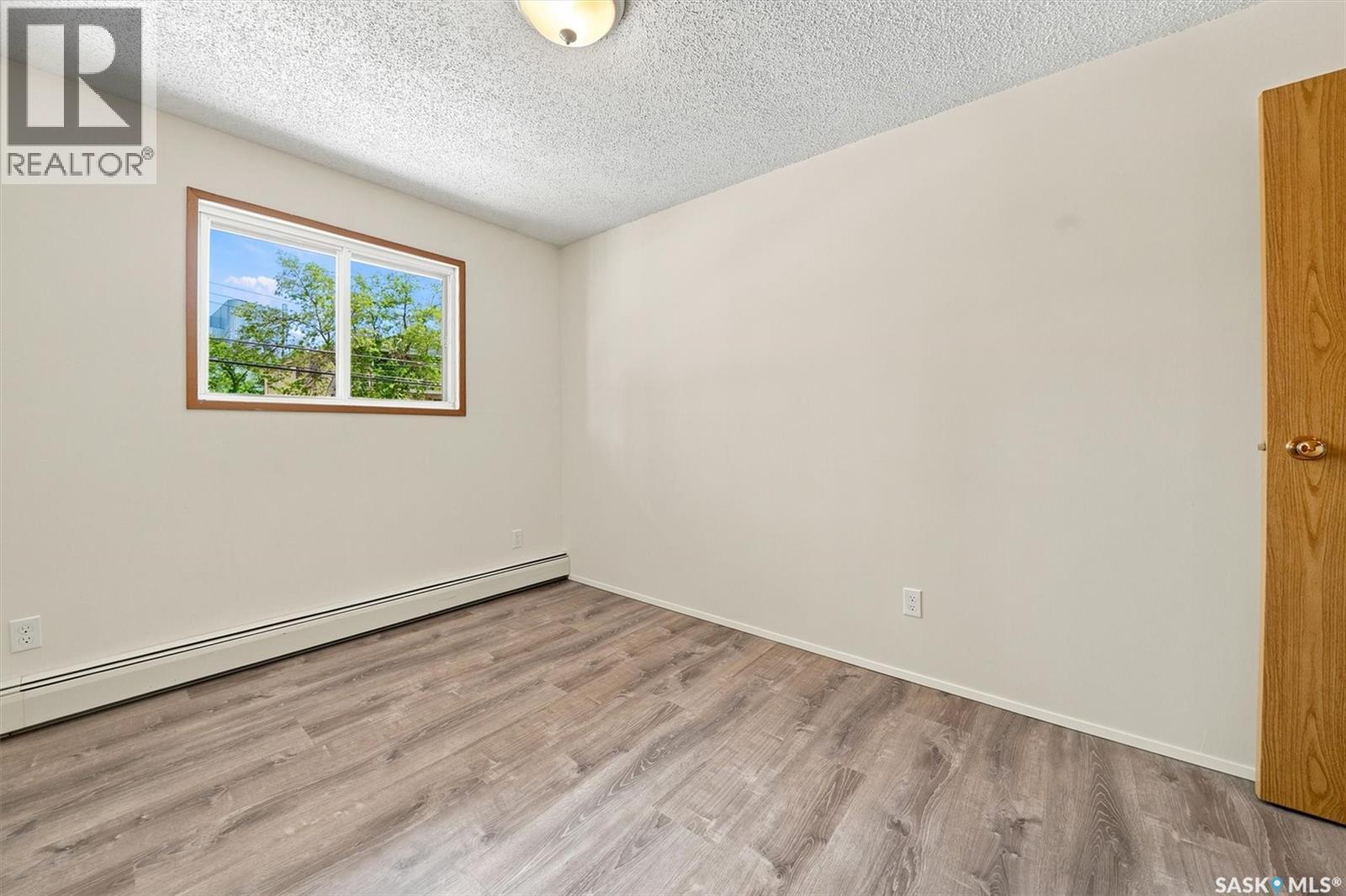 #206 536 4th AVENUE N - 20