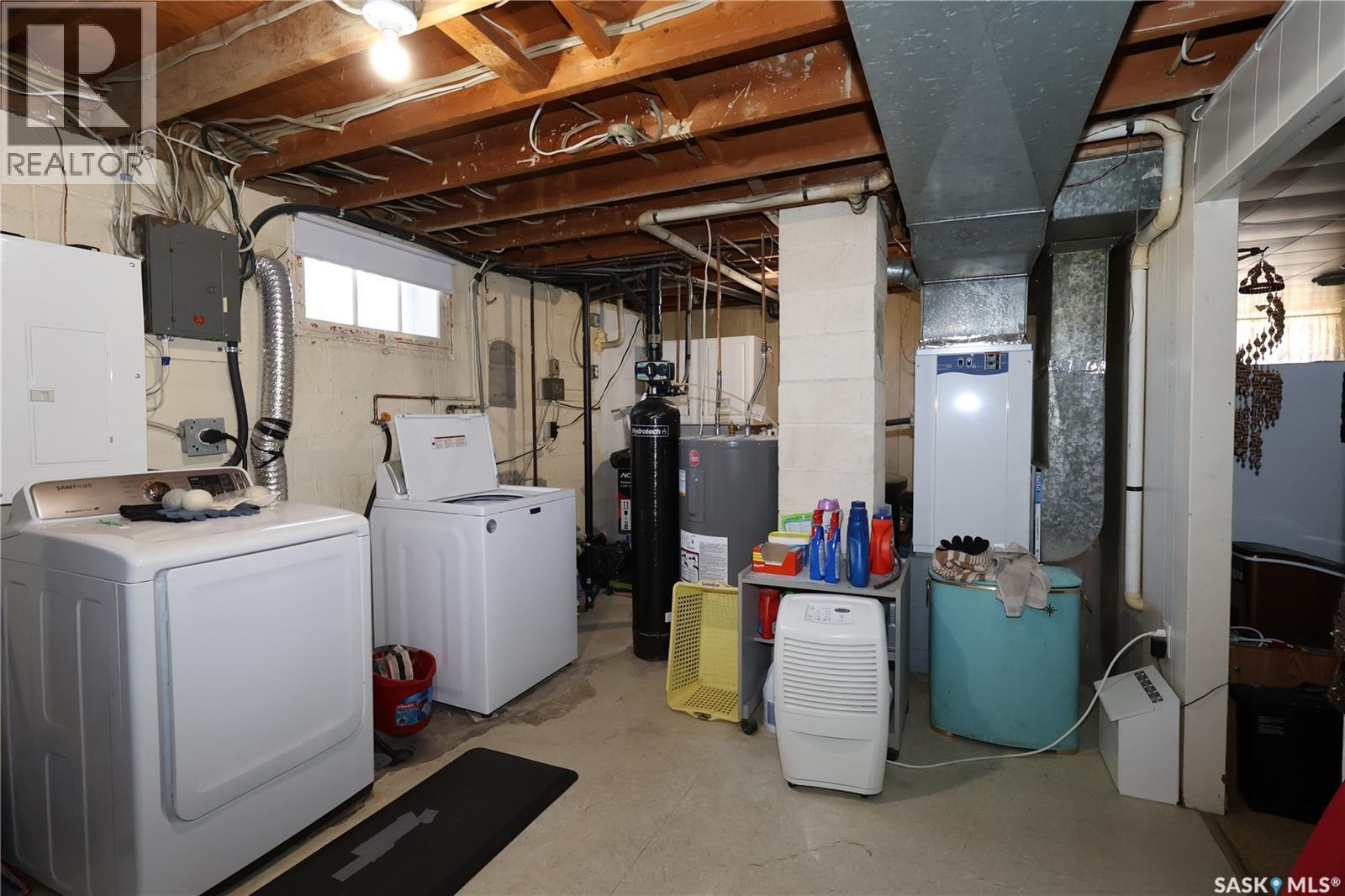 43 Kathrinthal AVENUE - 29