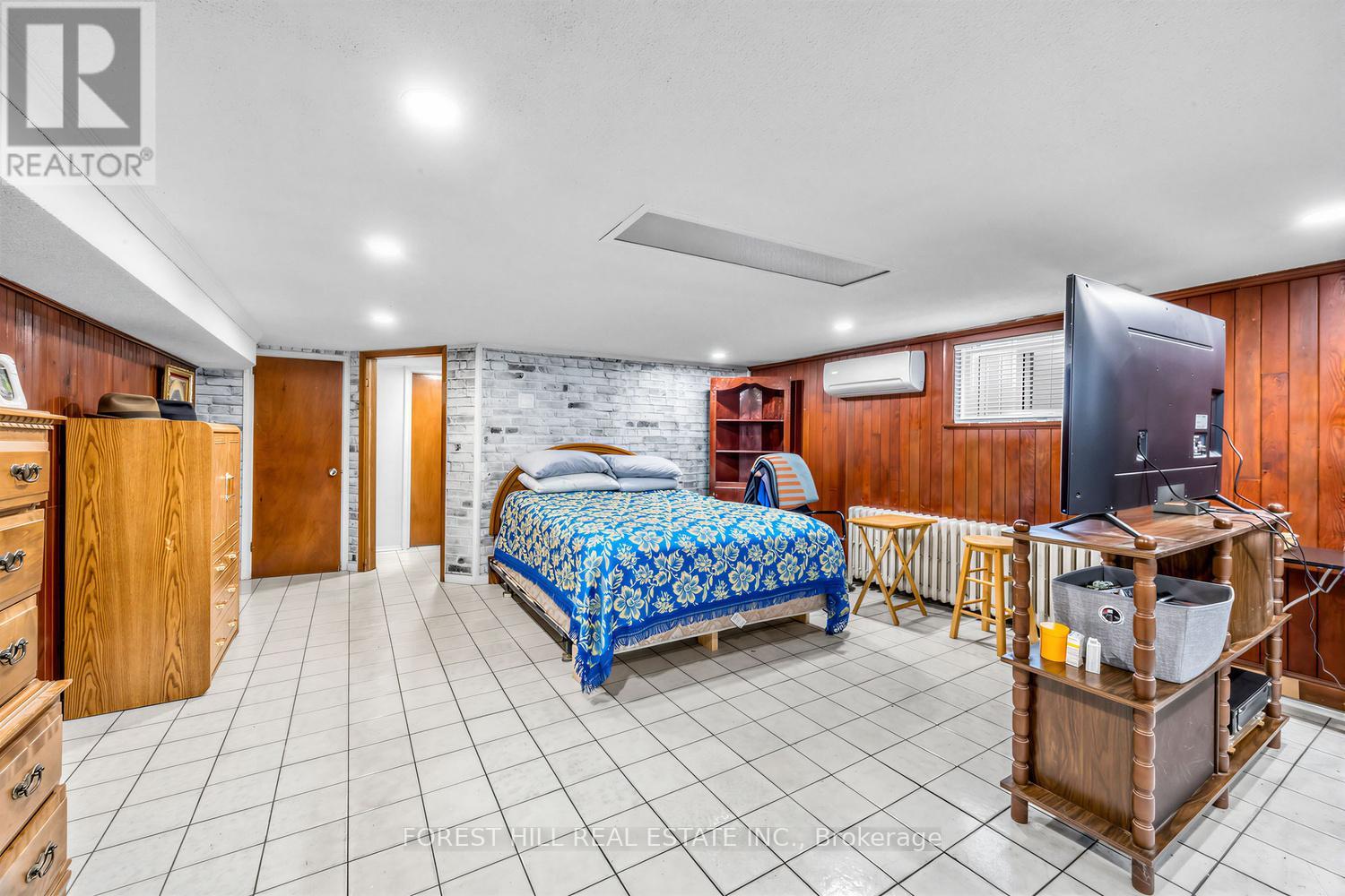 101 HOLWOOD AVENUE - 13