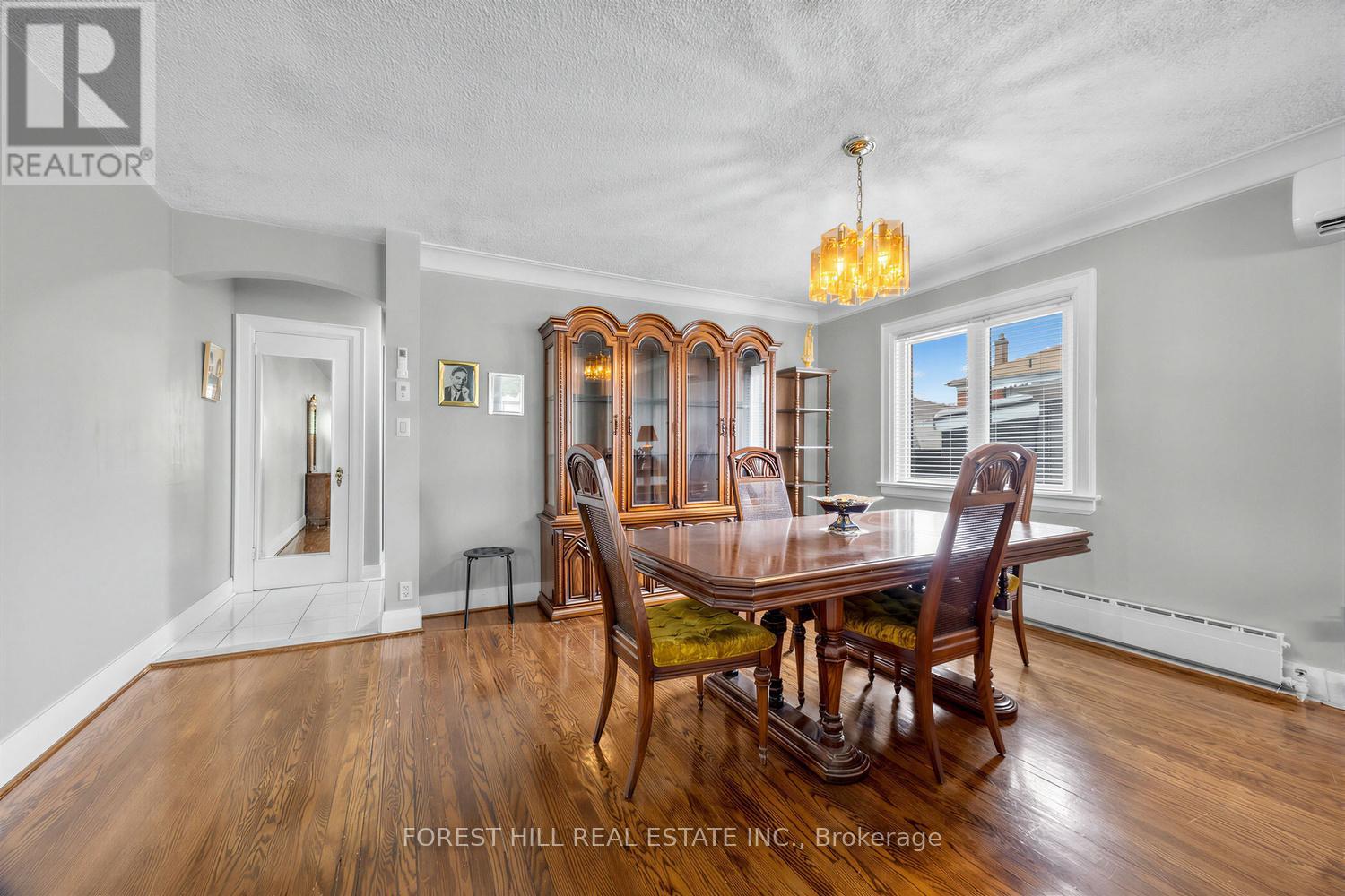 101 HOLWOOD AVENUE - 3