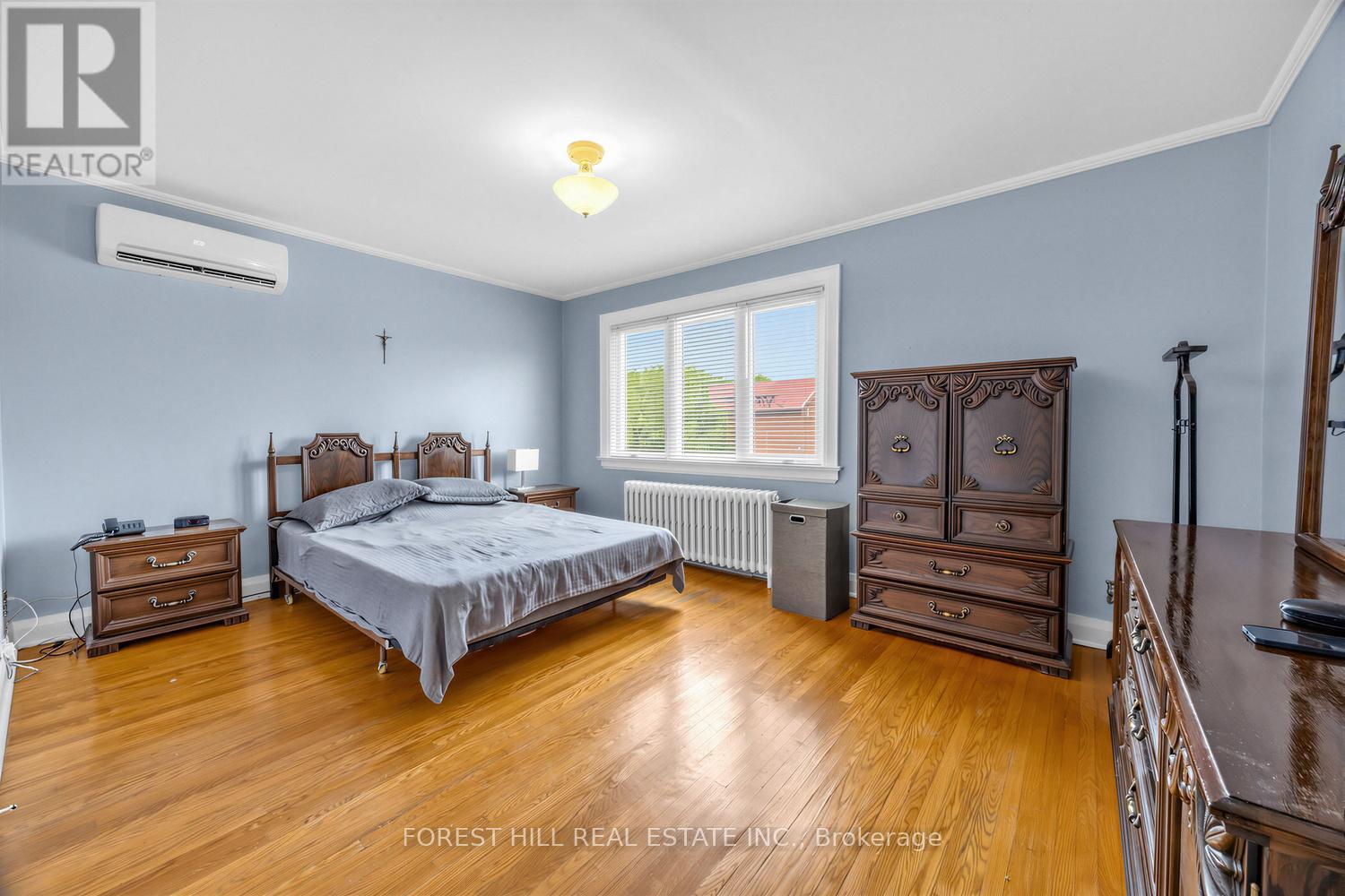 101 HOLWOOD AVENUE - 8