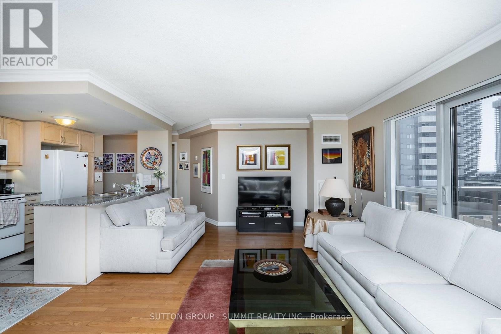 #1205 350 PRINCESS ROYAL DRIVE - 19