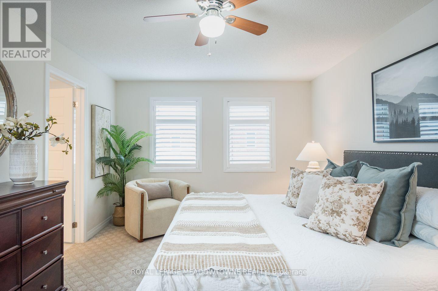 792 BANKS CRESCENT - 17