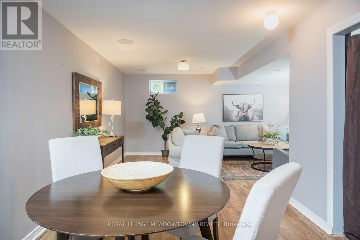 792 BANKS CRESCENT - 30