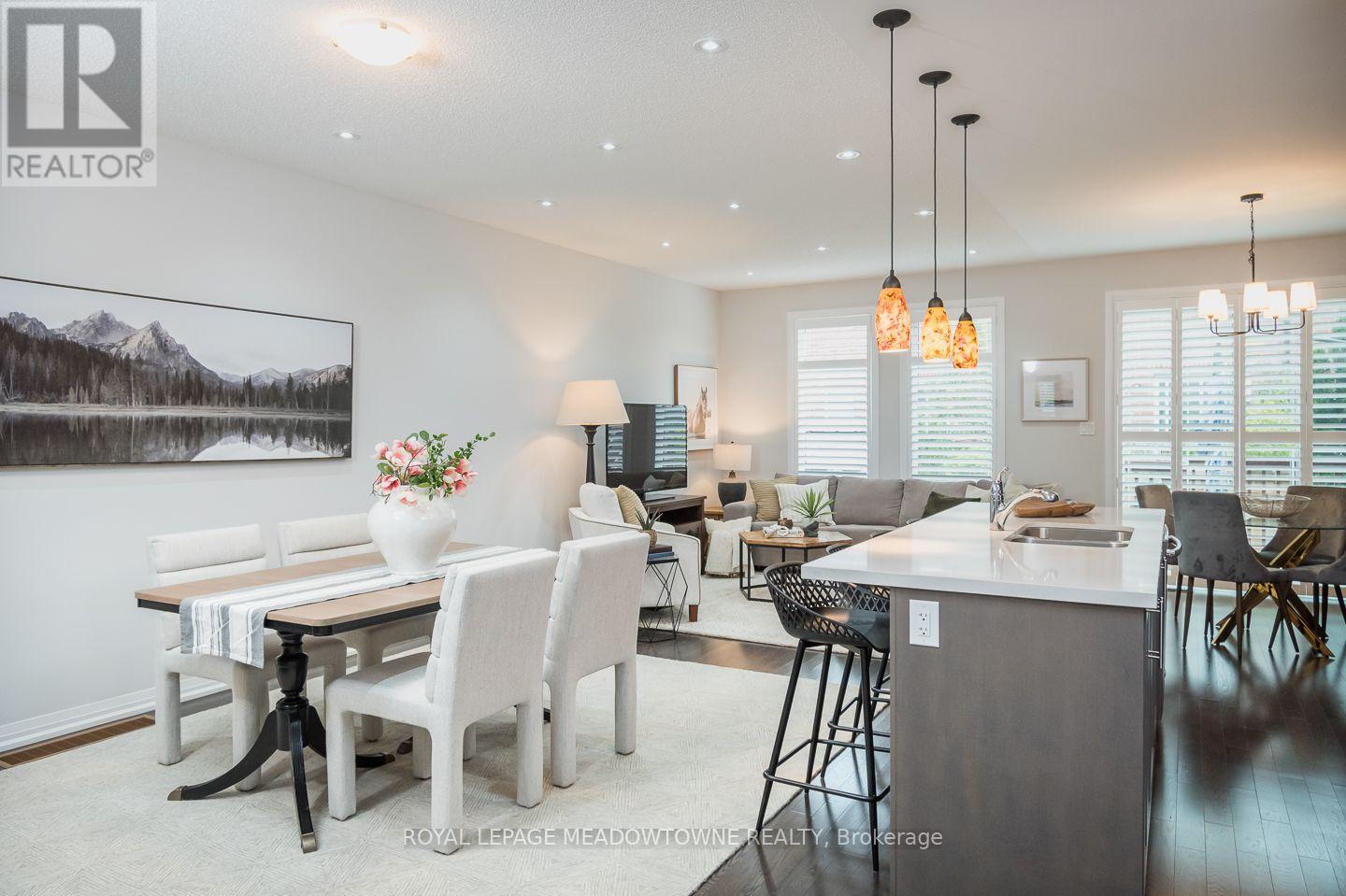 792 BANKS CRESCENT - 5