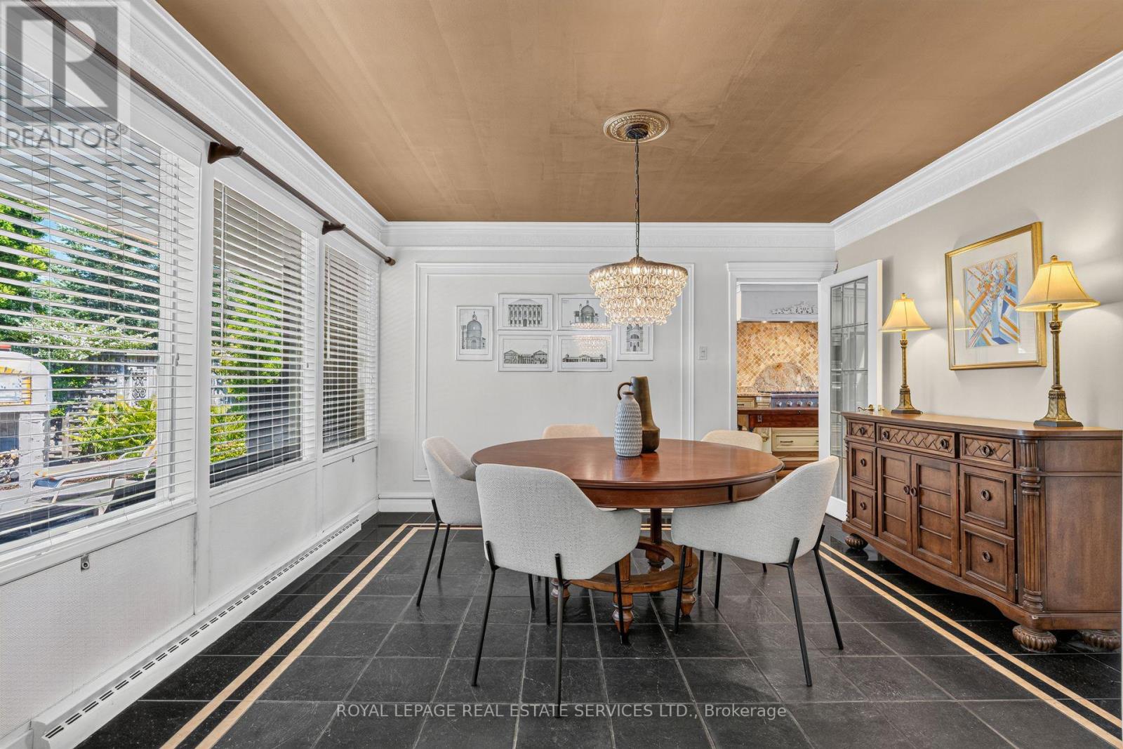 4 PRINCE GEORGE DRIVE - 14