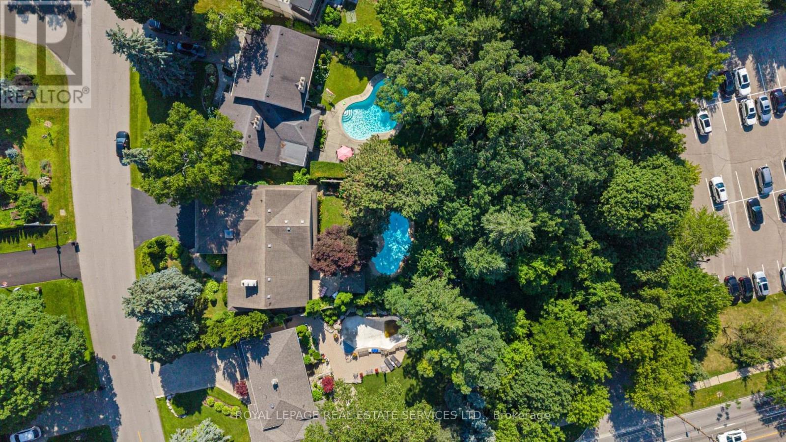 4 PRINCE GEORGE DRIVE - 41
