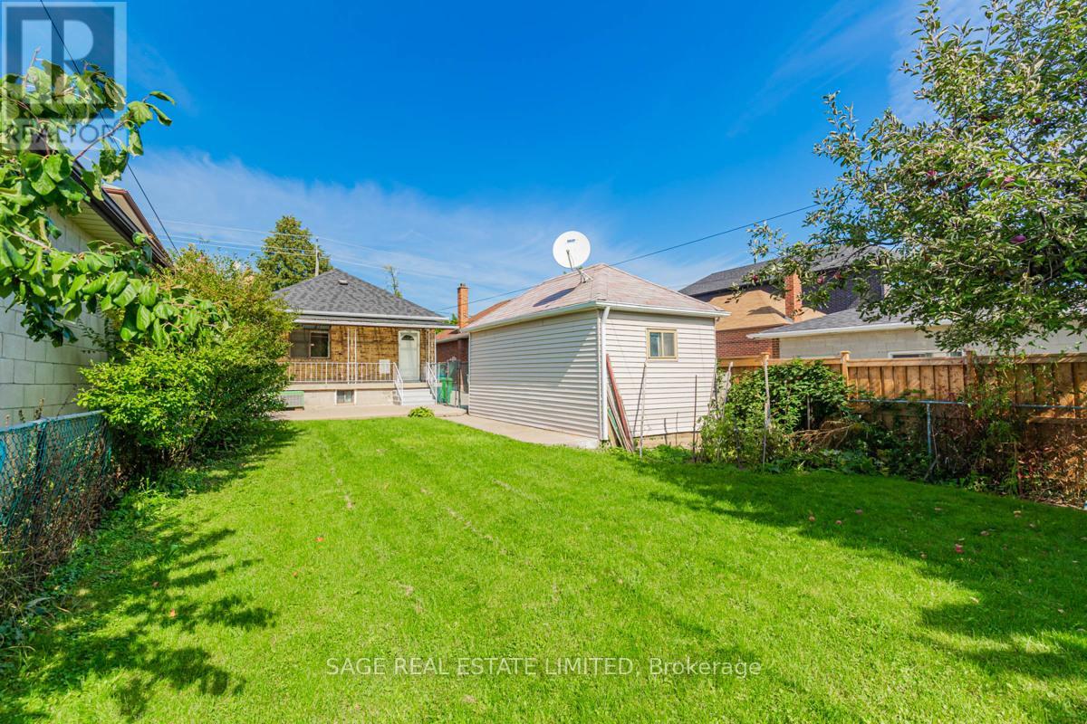 521 GLEN PARK AVENUE - 26