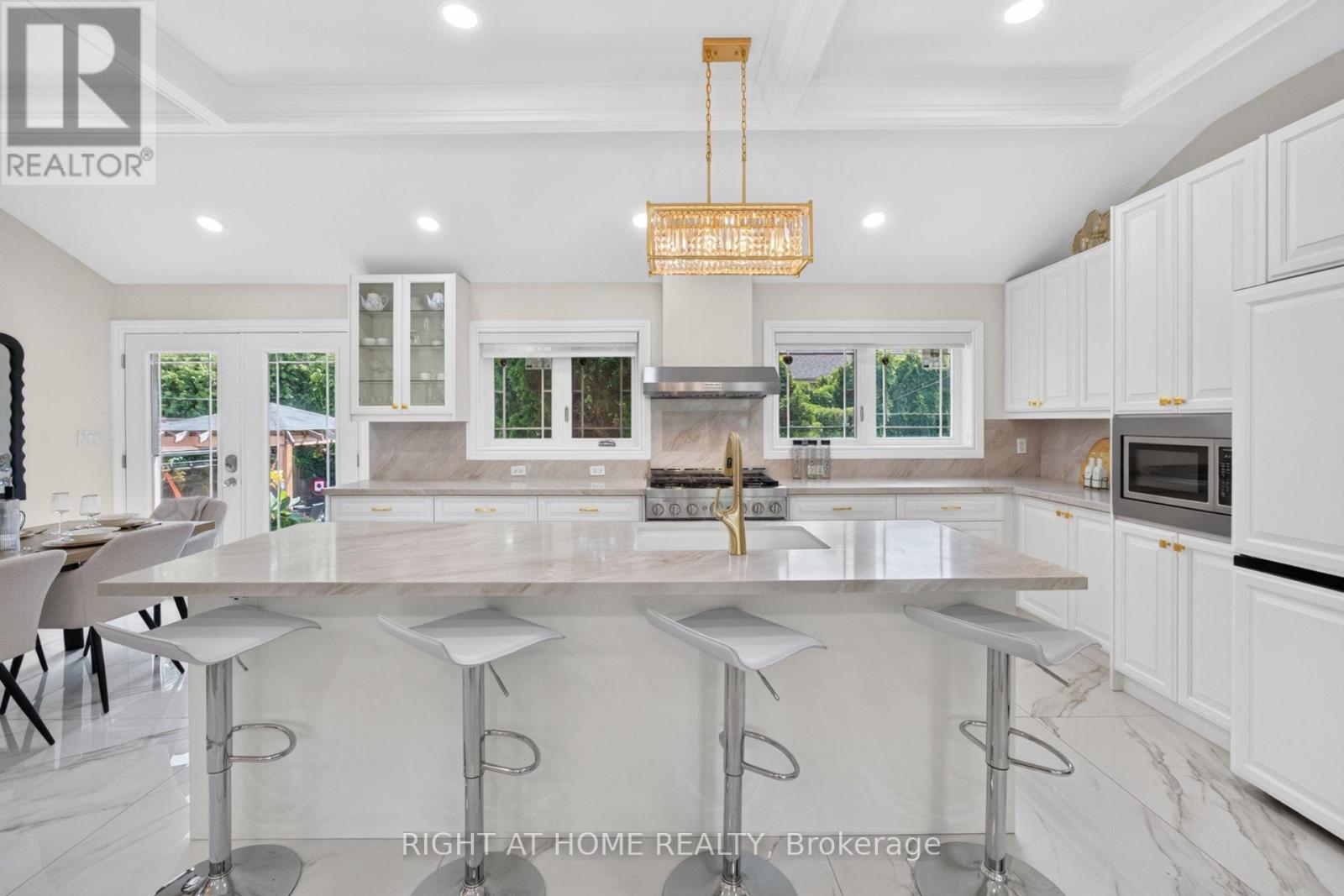 534 ROSEDALE CRESCENT - 13