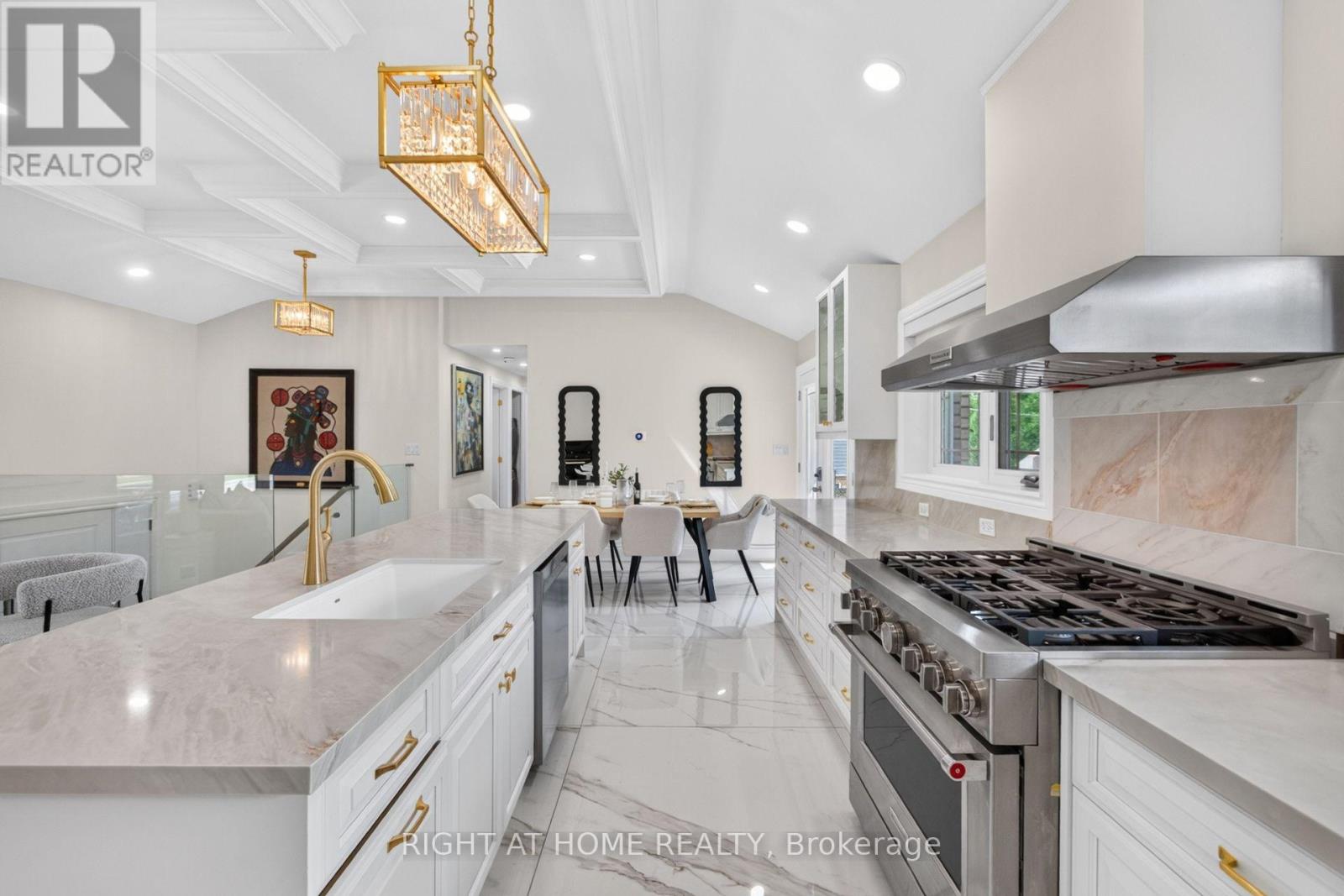 534 ROSEDALE CRESCENT - 17
