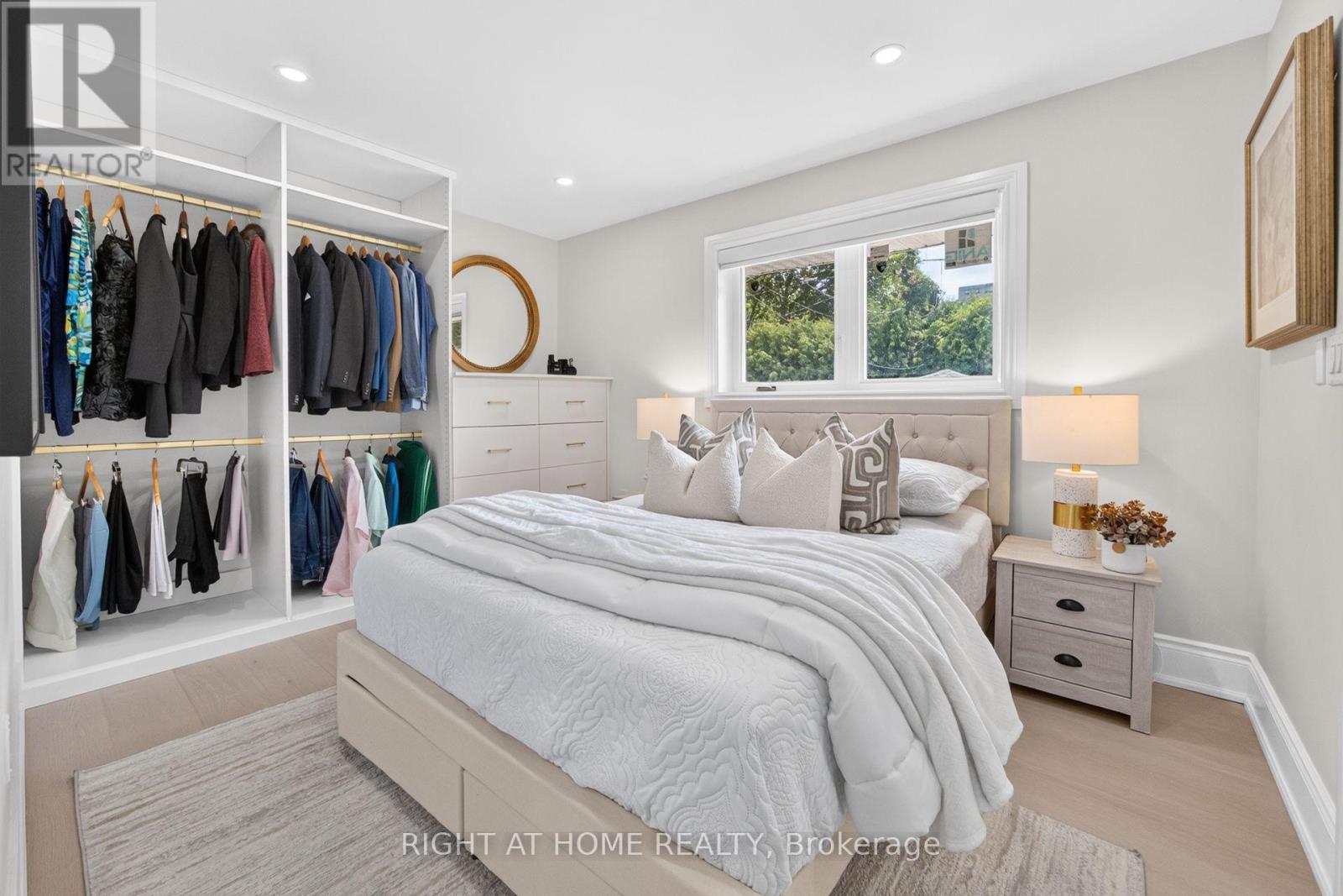 534 ROSEDALE CRESCENT - 23