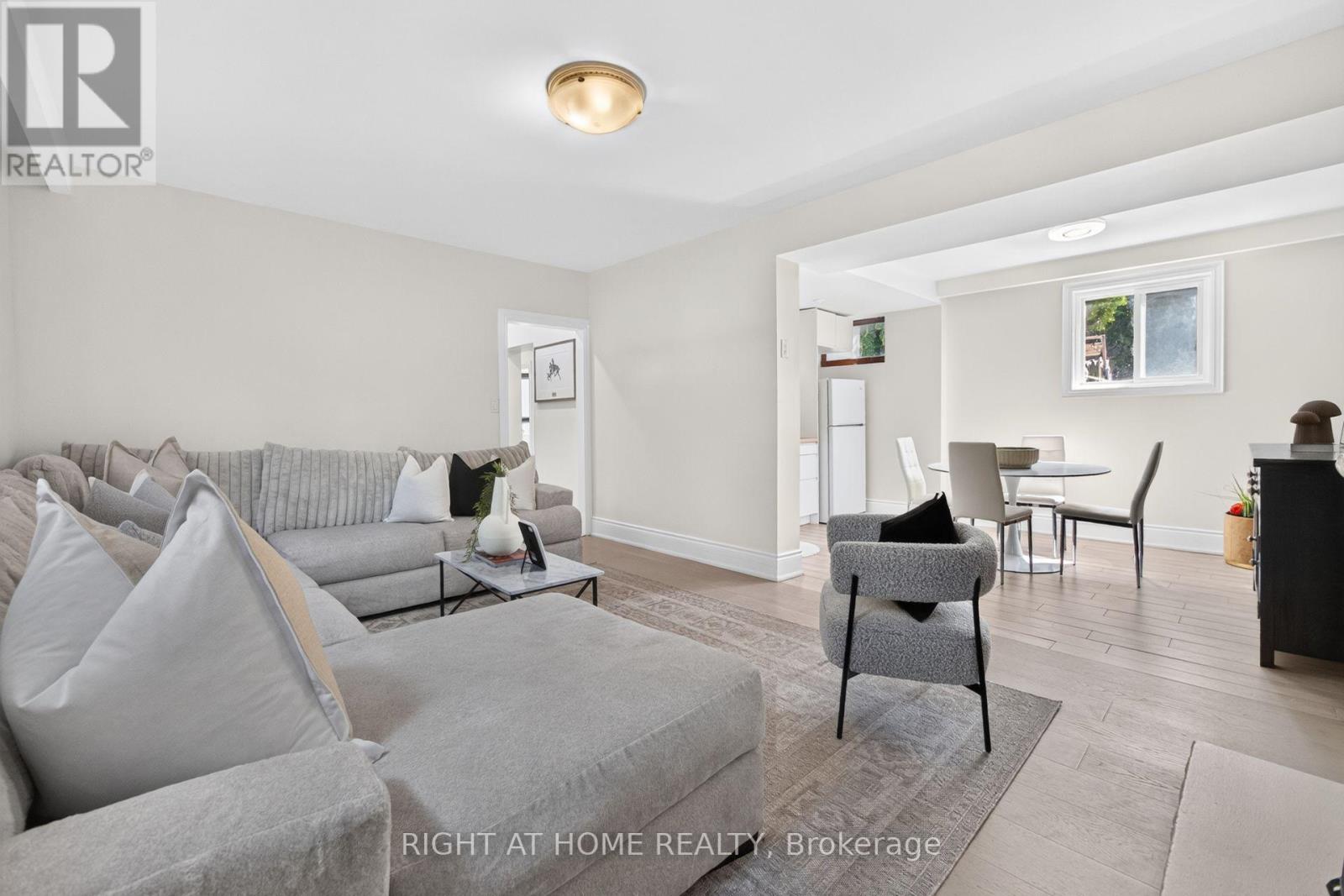 534 ROSEDALE CRESCENT - 33
