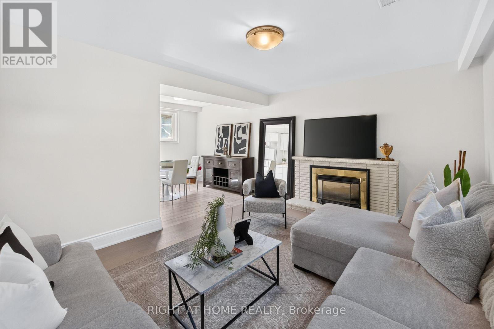 534 ROSEDALE CRESCENT - 34