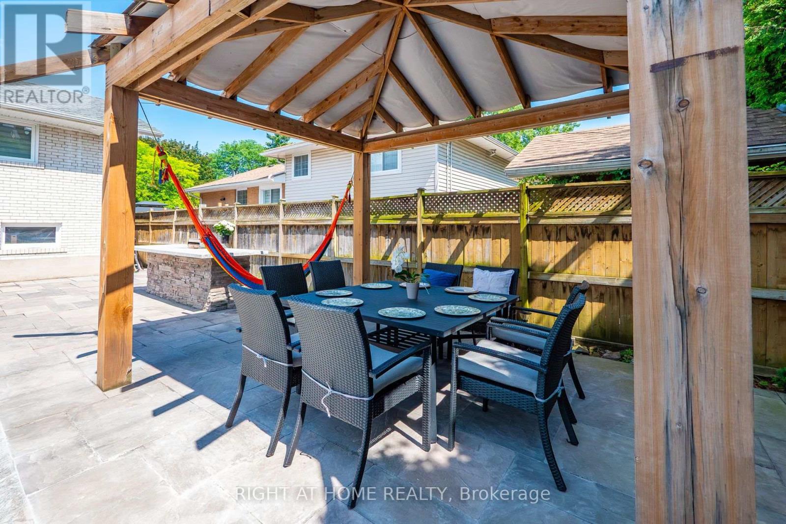 534 ROSEDALE CRESCENT - 47