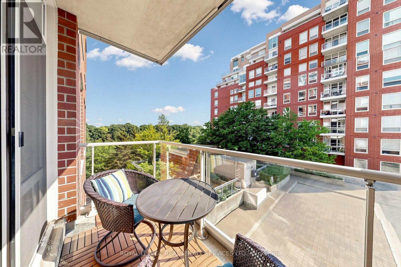 #306 60 OLD MILL ROAD - 30