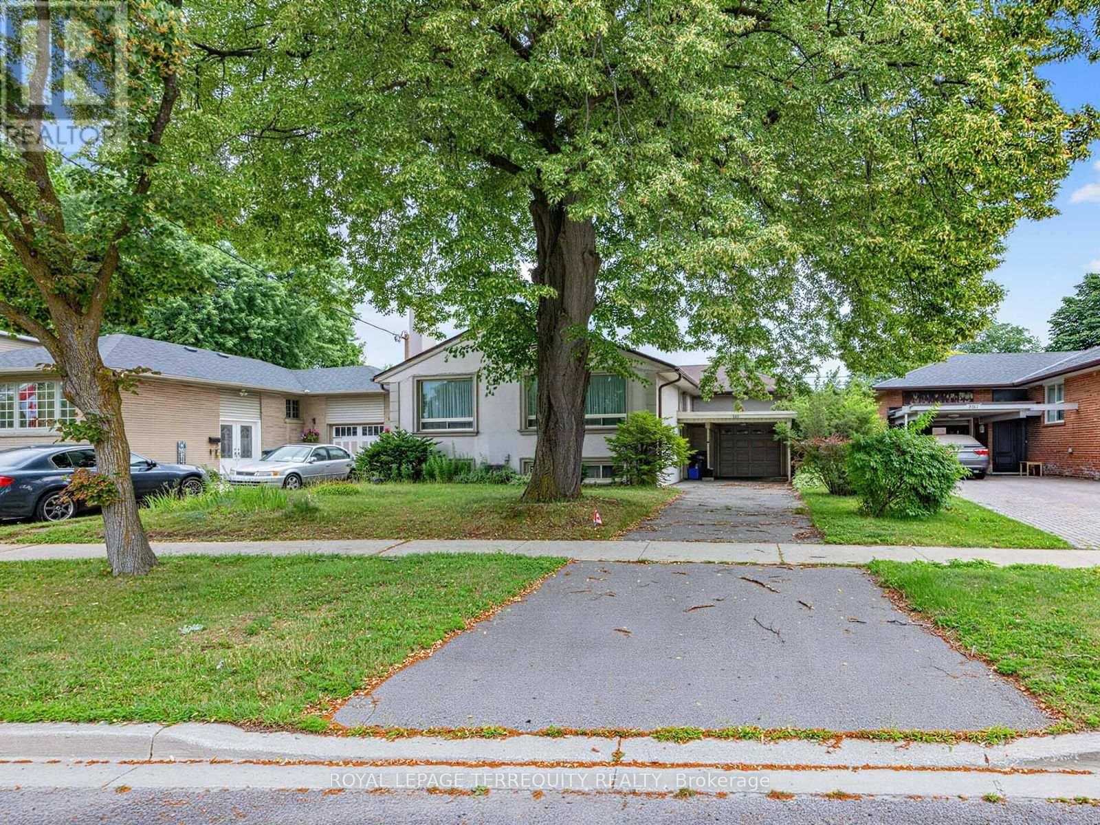 359 RENFORTH DRIVE - 3